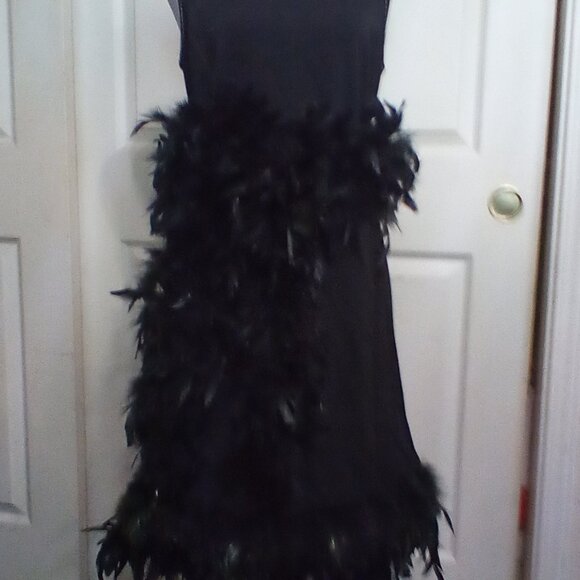 Nicole Feather Dress - Picture 2 of 6